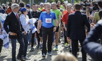 Король Бельгии участвовал в 20-километровом марафоне